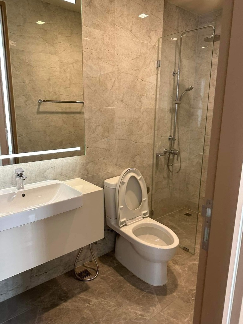 Noble Around Sukhumvit 33, 2 bed condo in Sukhumvit, Bangkok — photo 9
