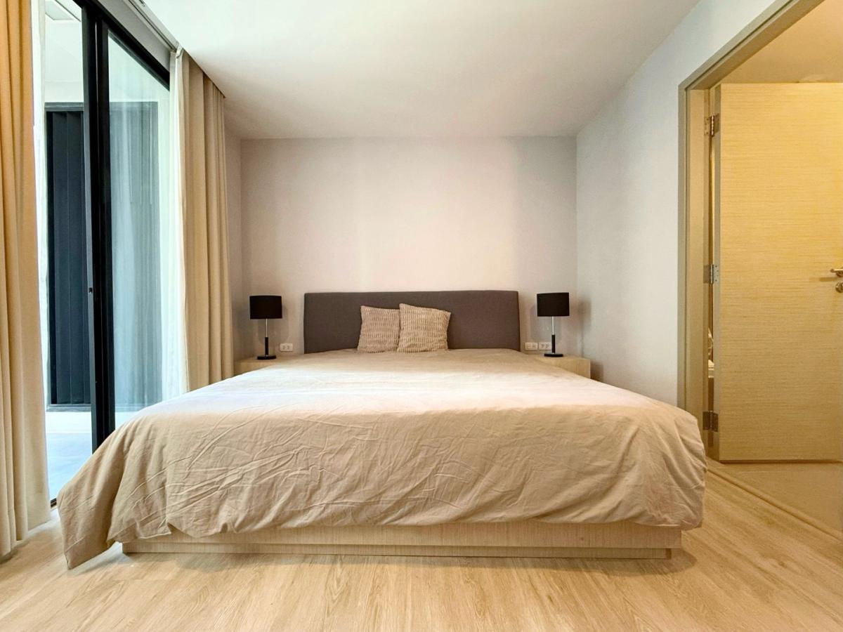 Liv @ 49, 3 bed condo in Sukhumvit, Bangkok — photo 17