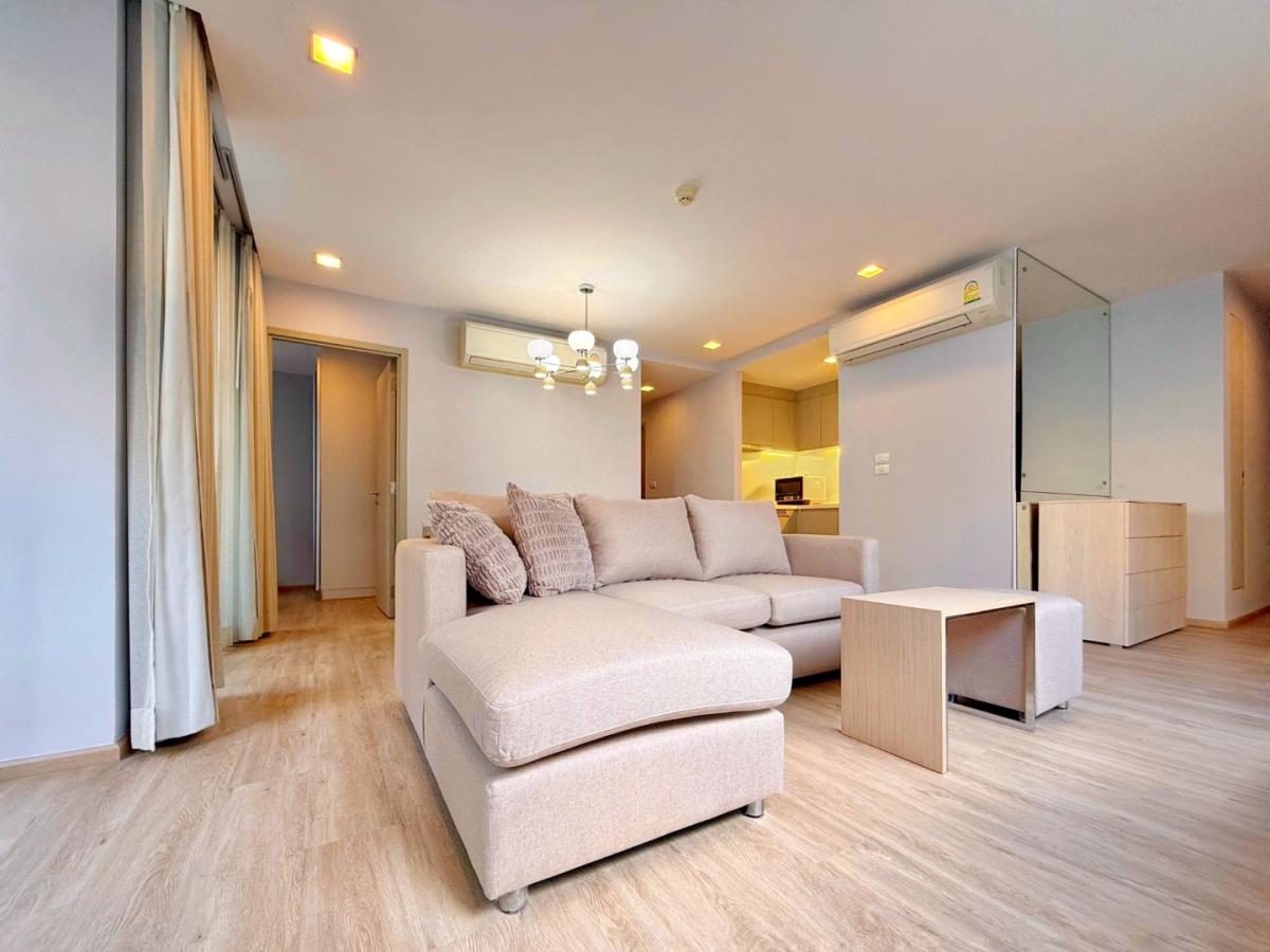 Liv @ 49, 3 bed condo in Sukhumvit, Bangkok — photo 5