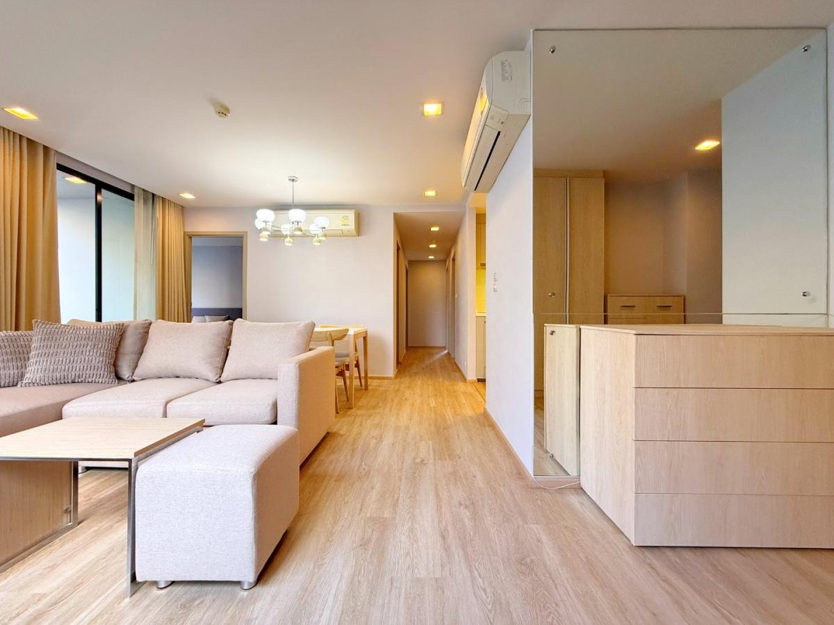 Liv @ 49, 3 bed condo in Sukhumvit, Bangkok — photo 7