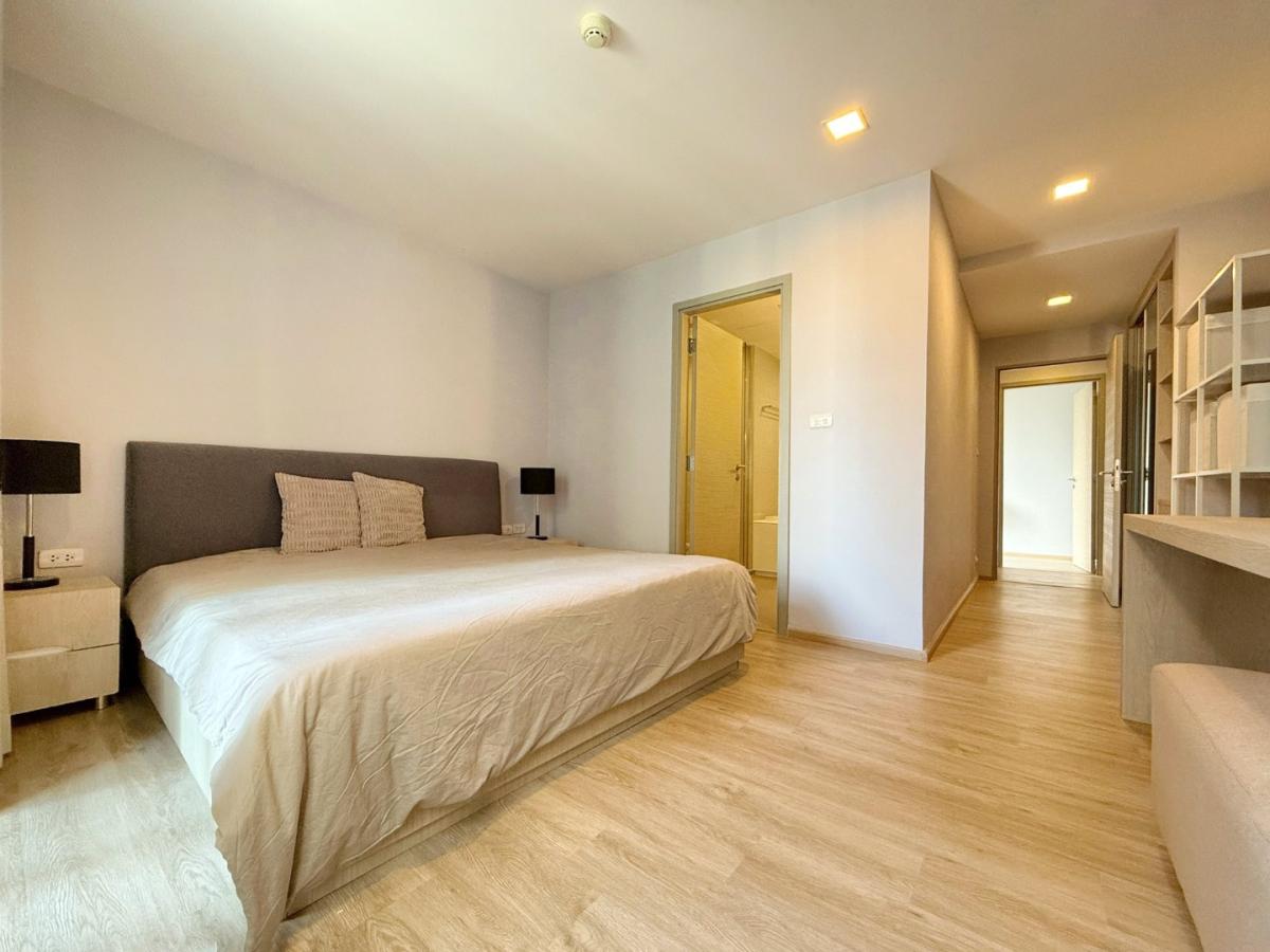 Liv @ 49, 3 bed condo in Sukhumvit, Bangkok — photo 15
