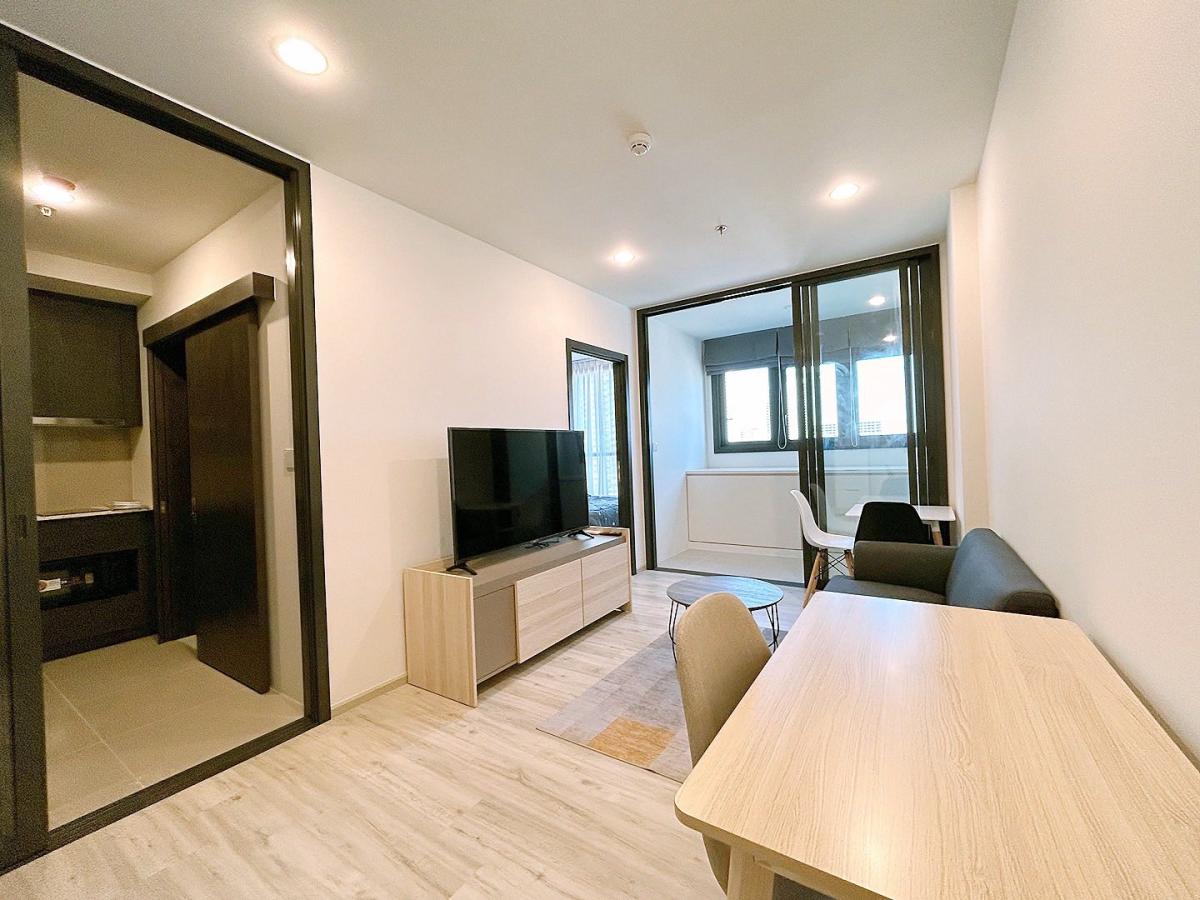 XT Huai Khwang, 1 bed condo in Ratchadaphisek, Bangkok — photo 2