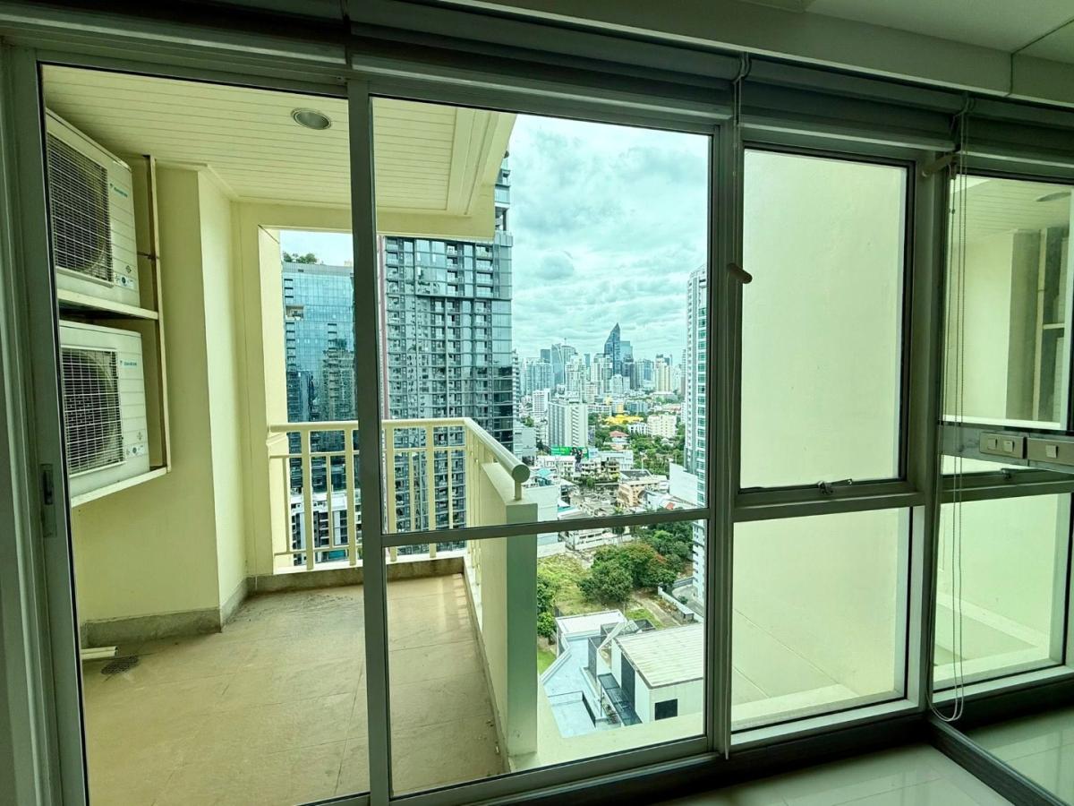 Fifty Nine Heritage Sukhumvit, 2 bed condo in Sukhumvit, Bangkok — photo 6