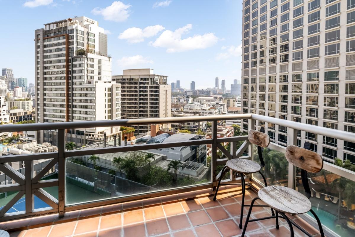 All Seasons Mansion, 2 bed condo in Wireless, Bangkok — photo 2
