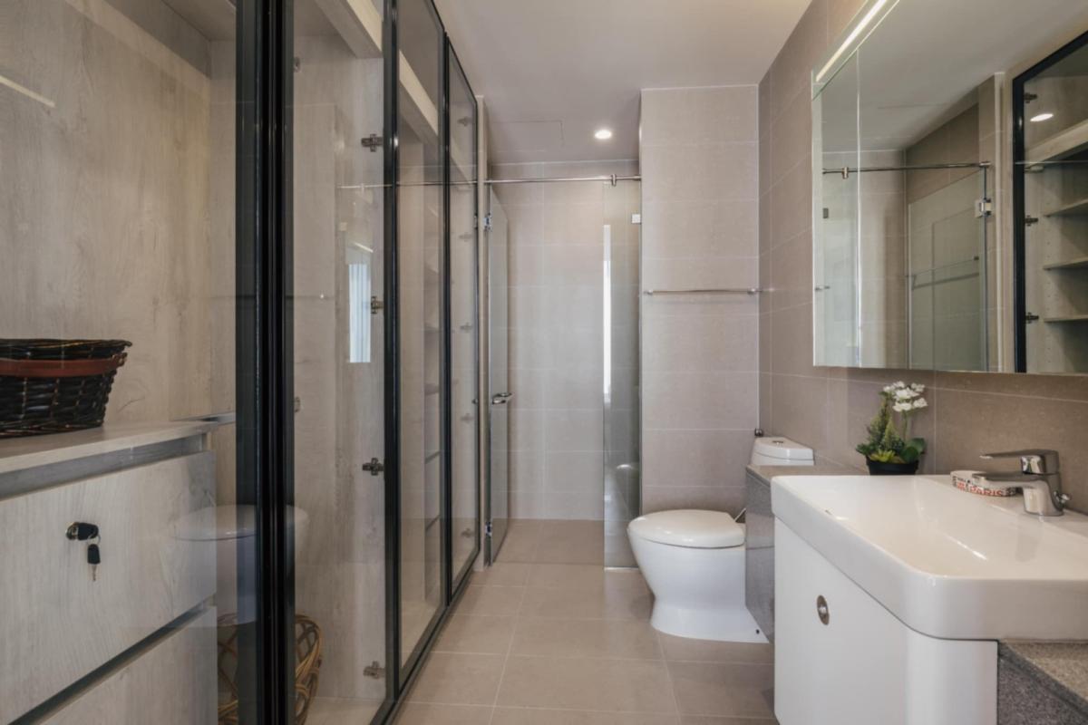 Noble Ploenchit, 1 bed condo in Wireless, Bangkok — photo 14