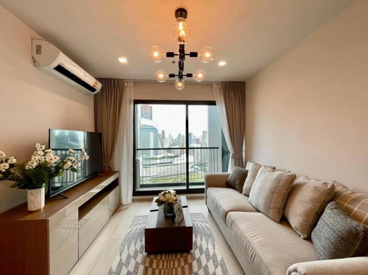 Life One Wireless, 2 bed condo in Wireless, Bangkok — photo 3
