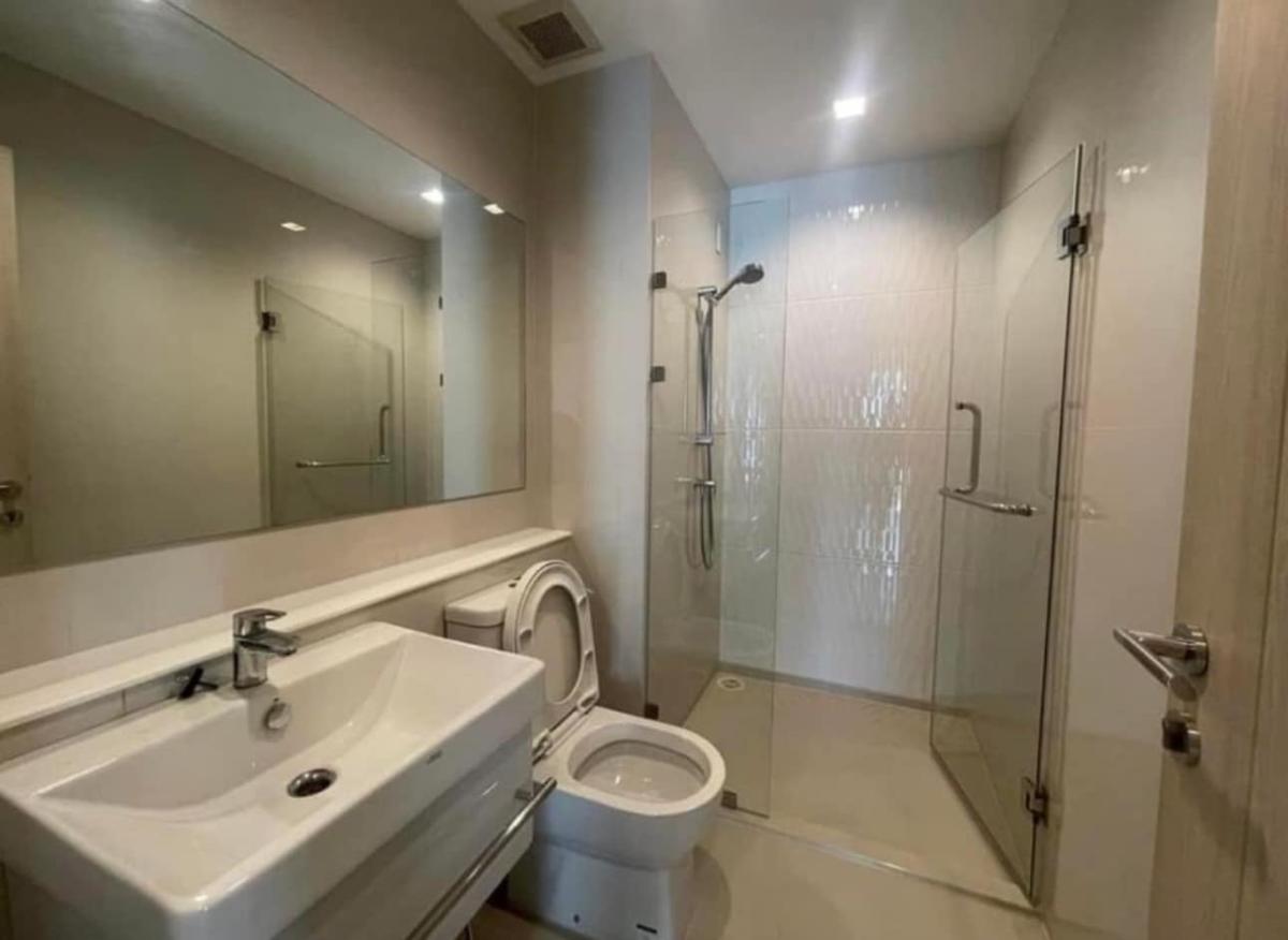 Life One Wireless, 2 bed condo in Wireless, Bangkok — photo 16
