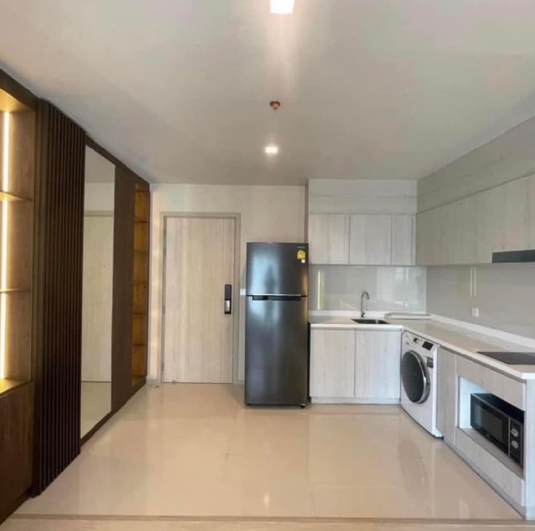 Life One Wireless, 2 bed condo in Wireless, Bangkok — photo 7