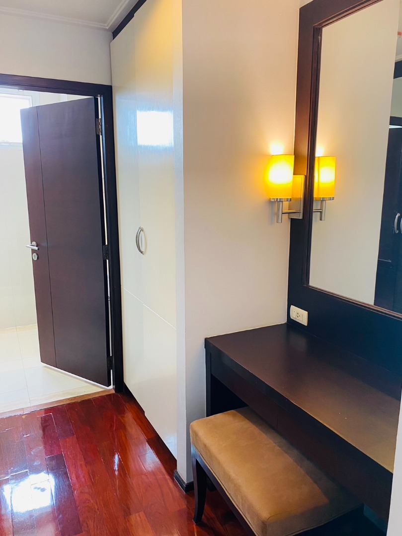 Piyathip Place, 2 bed condo in Sukhumvit, Bangkok — photo 8