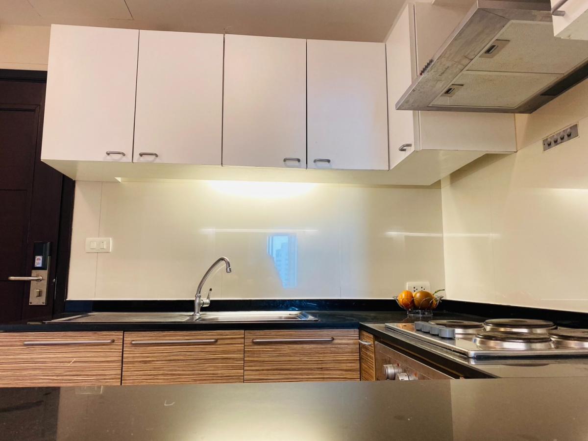 Piyathip Place, 2 bed condo in Sukhumvit, Bangkok — photo 5