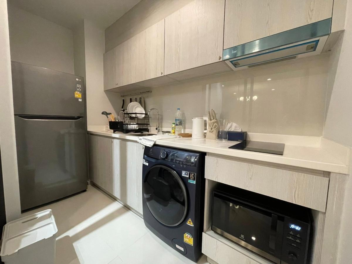 Life One Wireless, 2 bed condo in Wireless, Bangkok — photo 5