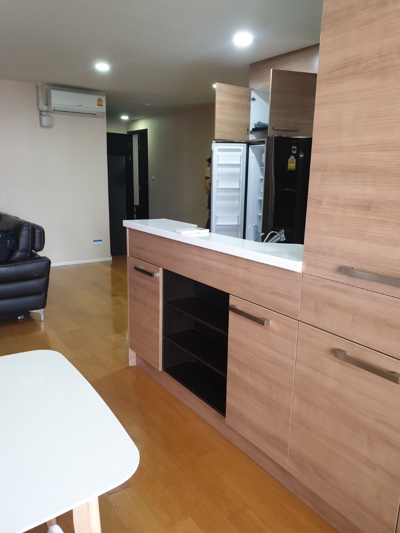 Villa Sikkara, 2 bed condo in Sukhumvit, Bangkok — photo 3