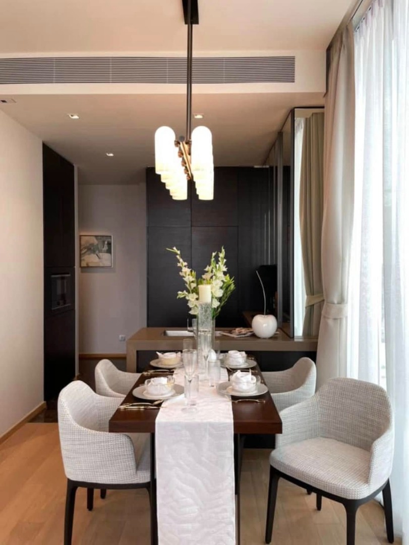 28 Chidlom, 2 bed condo in Wireless, Bangkok — photo 3