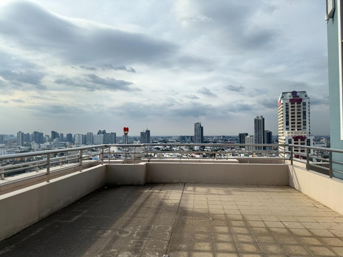 Watermark Chao Phraya River, 5 bed condo in Wongwian Yai, Bangkok — photo 8
