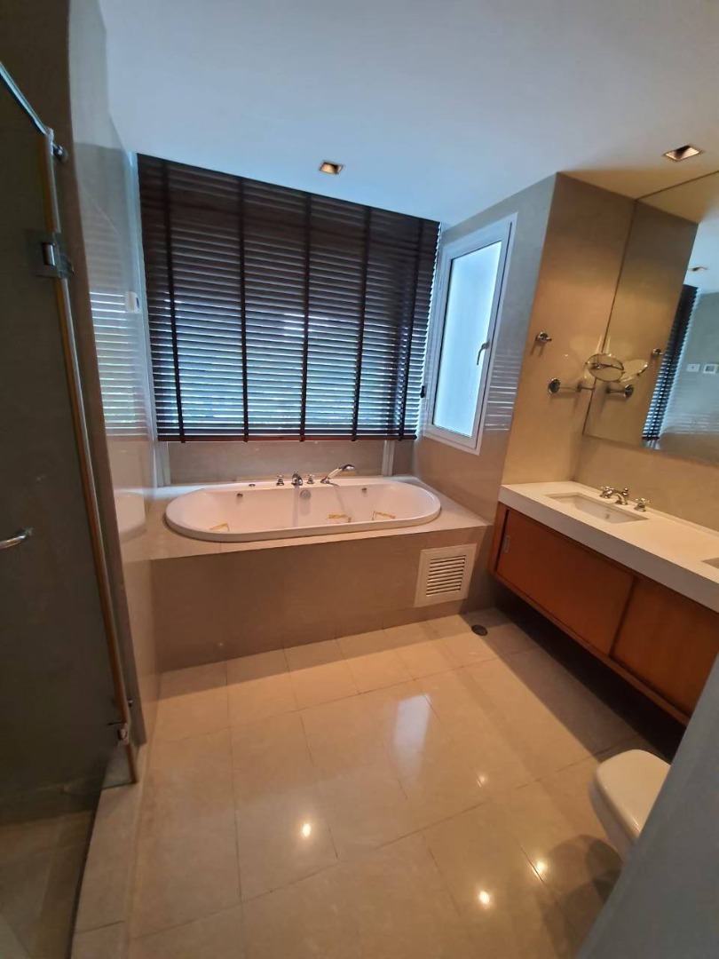 Athenee Residence
