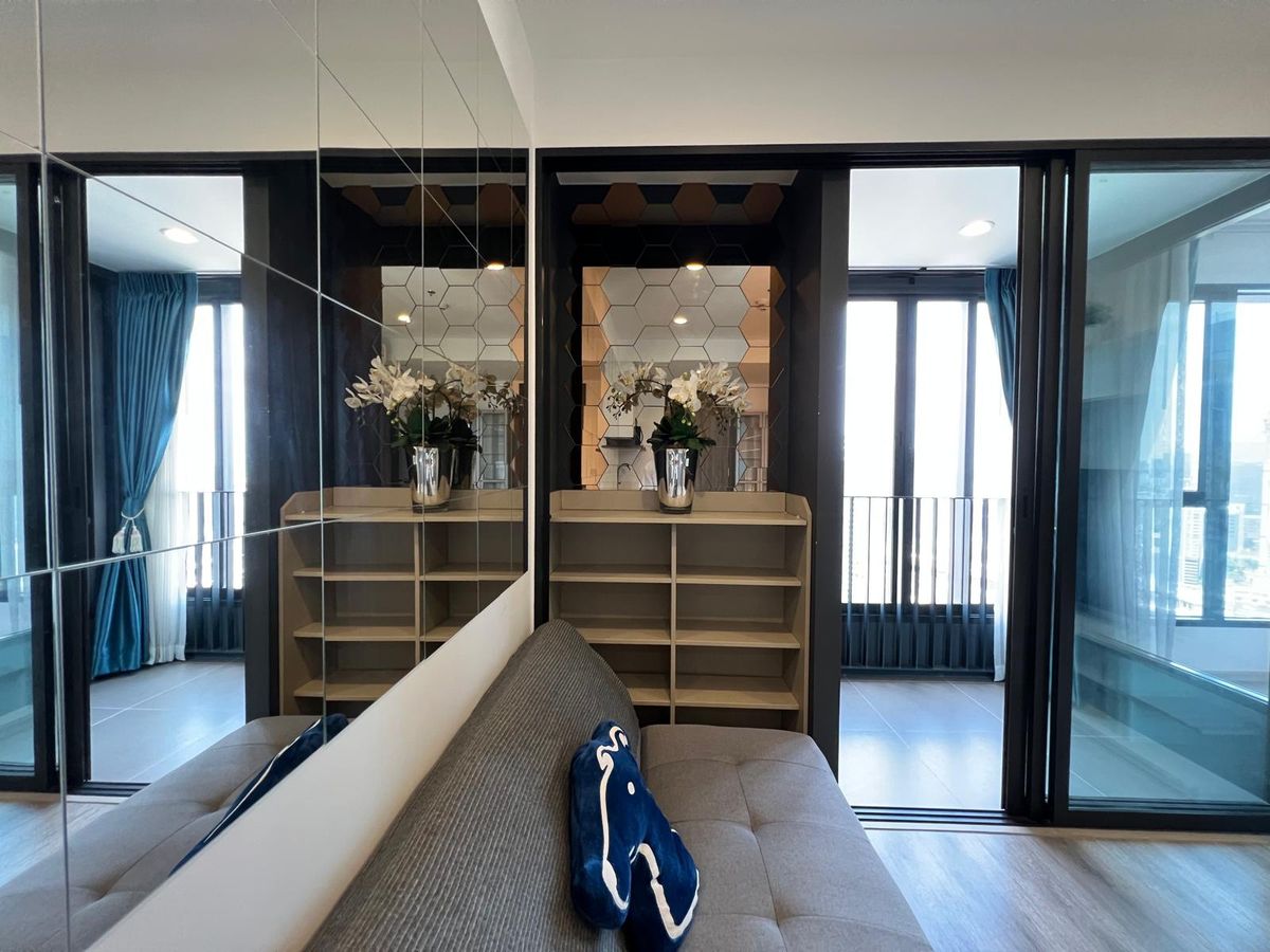 IDEO Mobi Asoke, 1 bed condo in Rama 9, Bangkok — photo 4