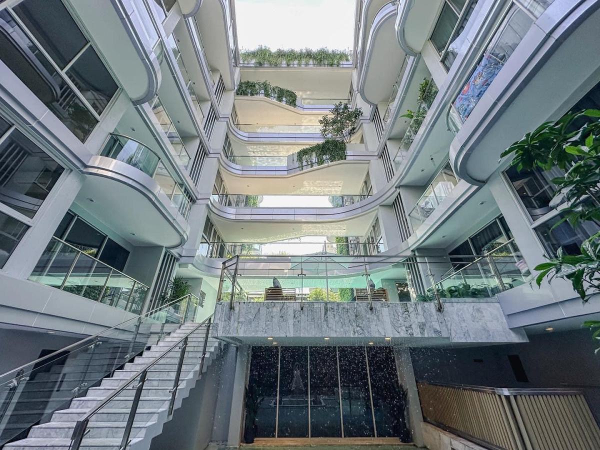 Q Prasarnmit, 2 bed condo in Sukhumvit, Bangkok — photo 11