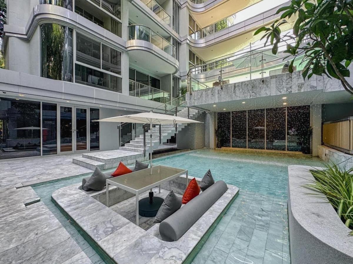 Q Prasarnmit, 2 bed condo in Sukhumvit, Bangkok — photo 12