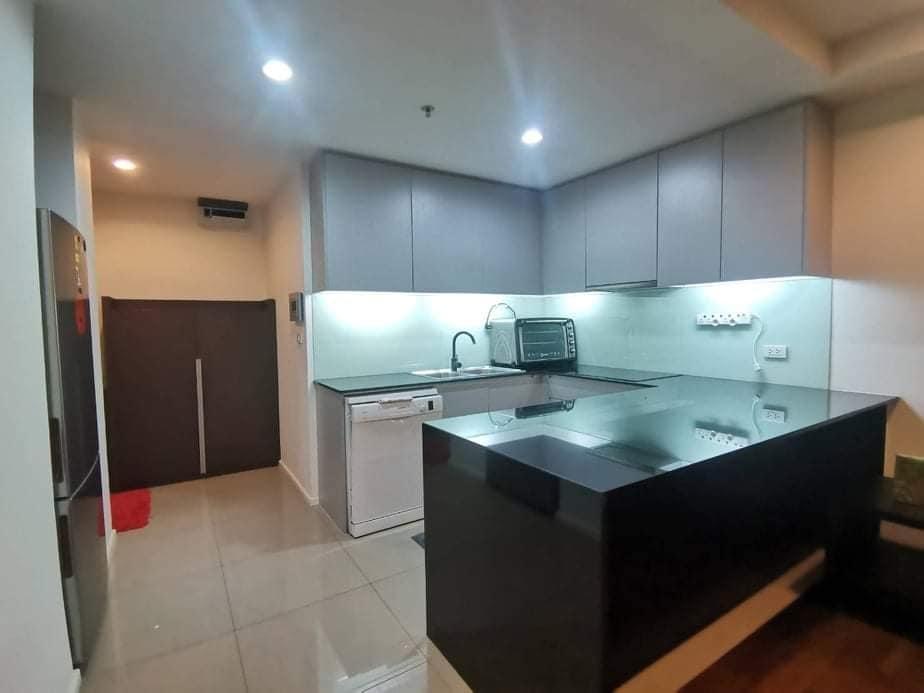 15 Sukhumvit Residences, 2 bed condo in Nana North, Bangkok — photo 2