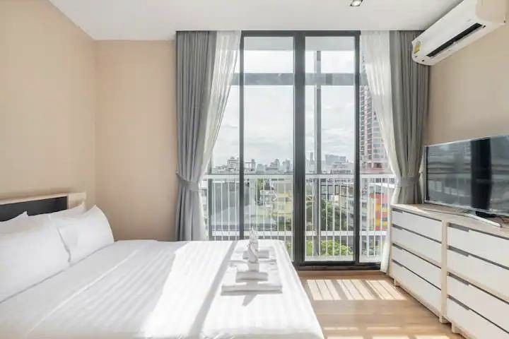 Park 24 (Origin Phrom Phong), 2 bed condo in Sukhumvit, Bangkok — photo 2