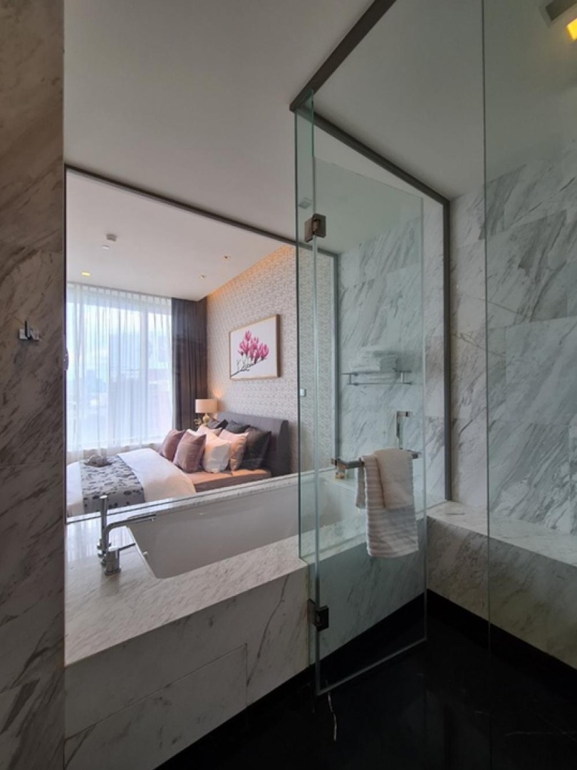 Saladaeng One, 2 bed condo in Silom, Bangkok — photo 10