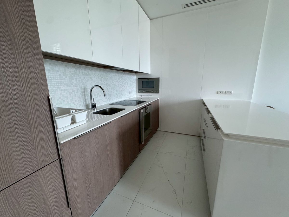 185 Ratchadamri, 1 bed condo in Wireless, Bangkok — photo 4