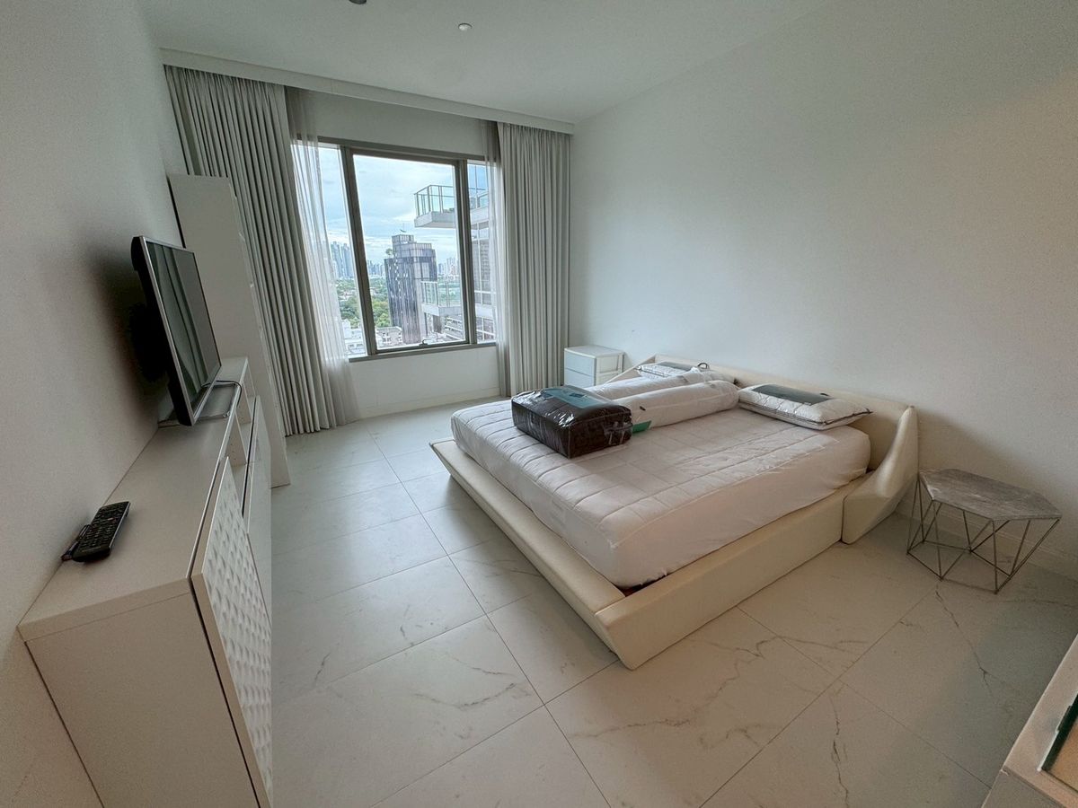 185 Ratchadamri, 1 bed condo in Wireless, Bangkok — photo 5