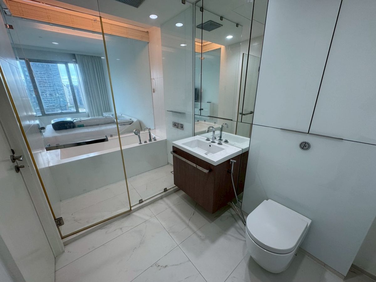 185 Ratchadamri, 1 bed condo in Wireless, Bangkok — photo 6