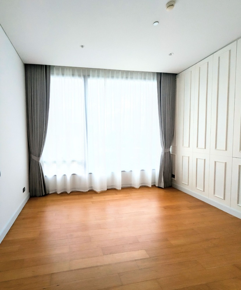 Sindhorn Residence, 3 bed condo in Wireless, Bangkok — photo 4