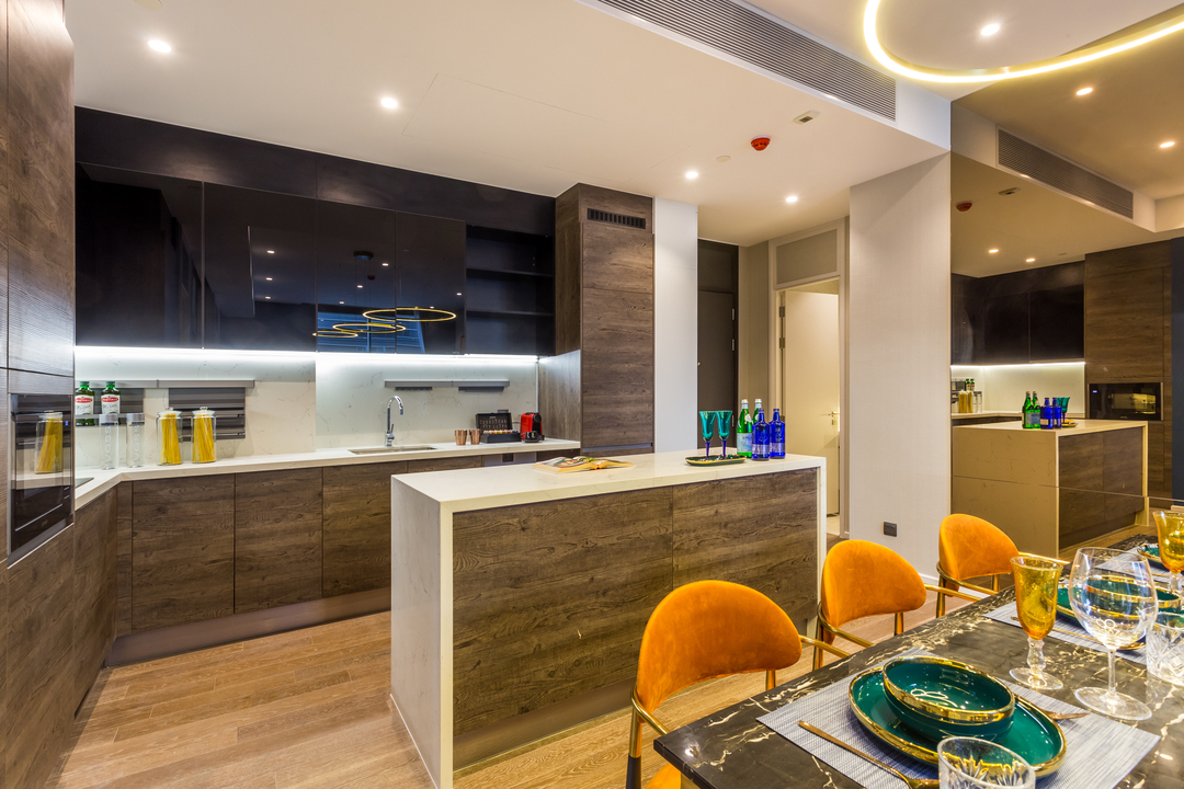 Muniq Langsuan, 2 bed condo in Wireless, Bangkok — photo 15