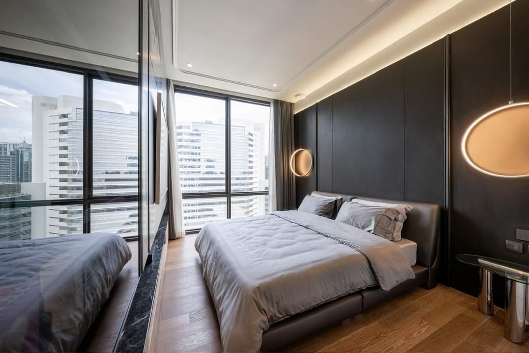 Muniq Langsuan, 1 bed condo in Wireless, Bangkok — photo 14