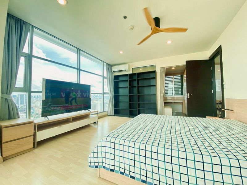 Rhythm Ratchada, 2 bed condo in Ratchadaphisek, Bangkok — photo 3
