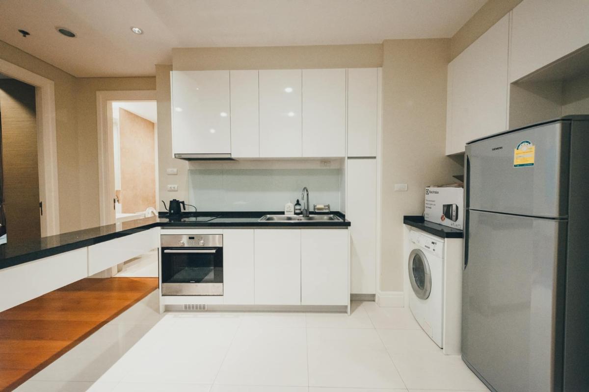 Bright Sukhumvit 24, 2 bed condo in Sukhumvit, Bangkok — photo 8