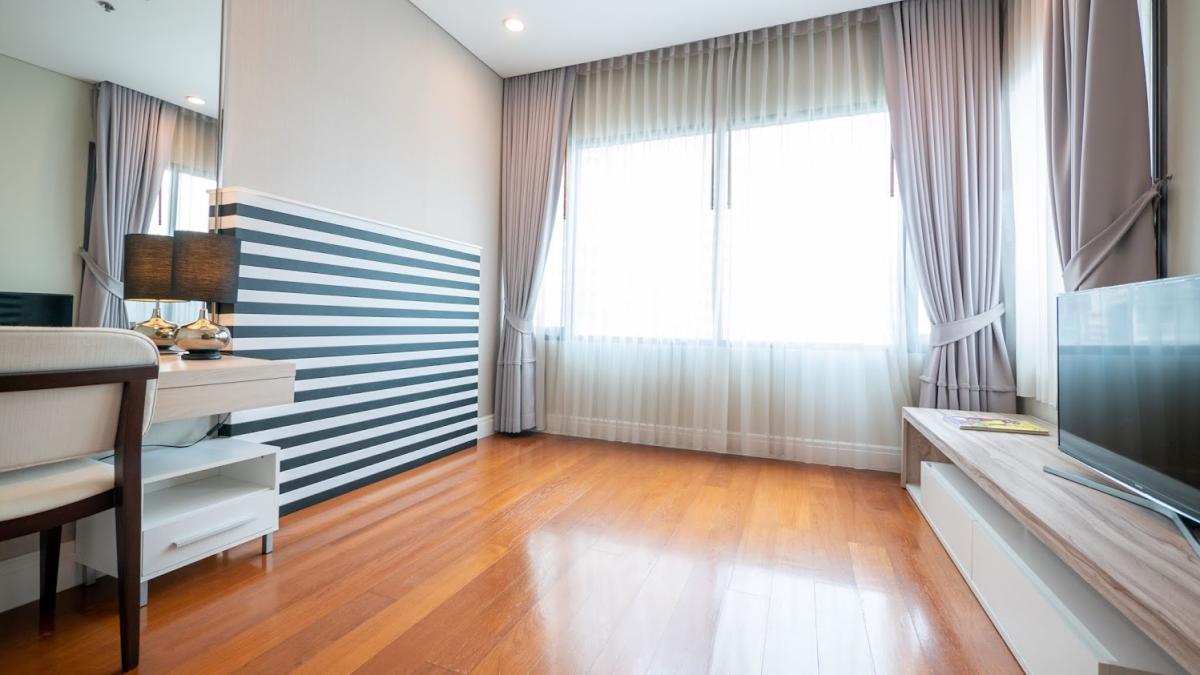 Bright Sukhumvit 24, 3 bed condo in Sukhumvit, Bangkok — photo 4