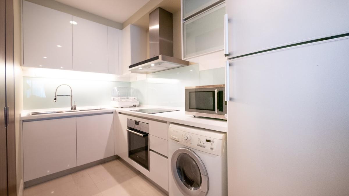 Bright Sukhumvit 24, 3 bed condo in Sukhumvit, Bangkok — photo 8