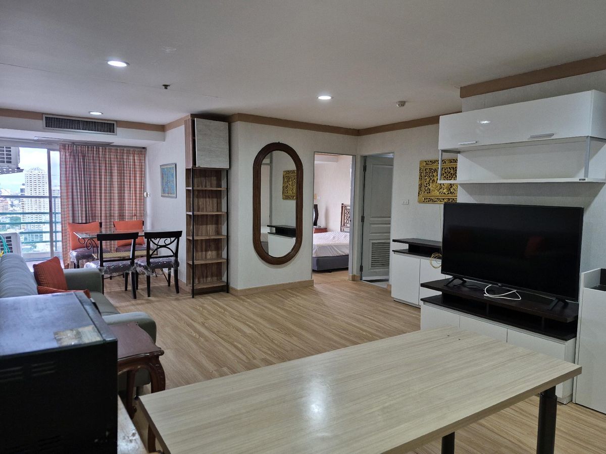 The Waterford Diamond Sukhumvit 30/1, 2 bed condo in Sukhumvit, Bangkok — photo 2