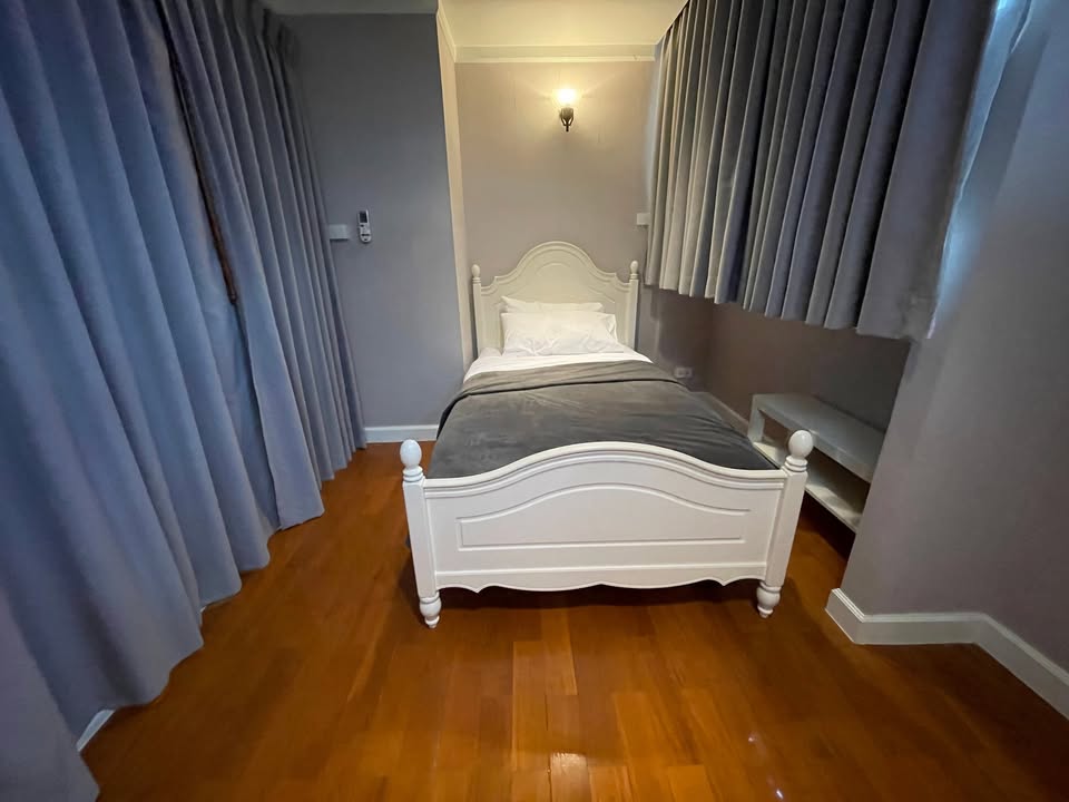 Supalai Place Sukhumvit 39, 2 bed condo in Sukhumvit, Bangkok — photo 16