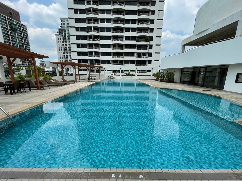 Supalai Place Sukhumvit 39, 2 bed condo in Sukhumvit, Bangkok — photo 21
