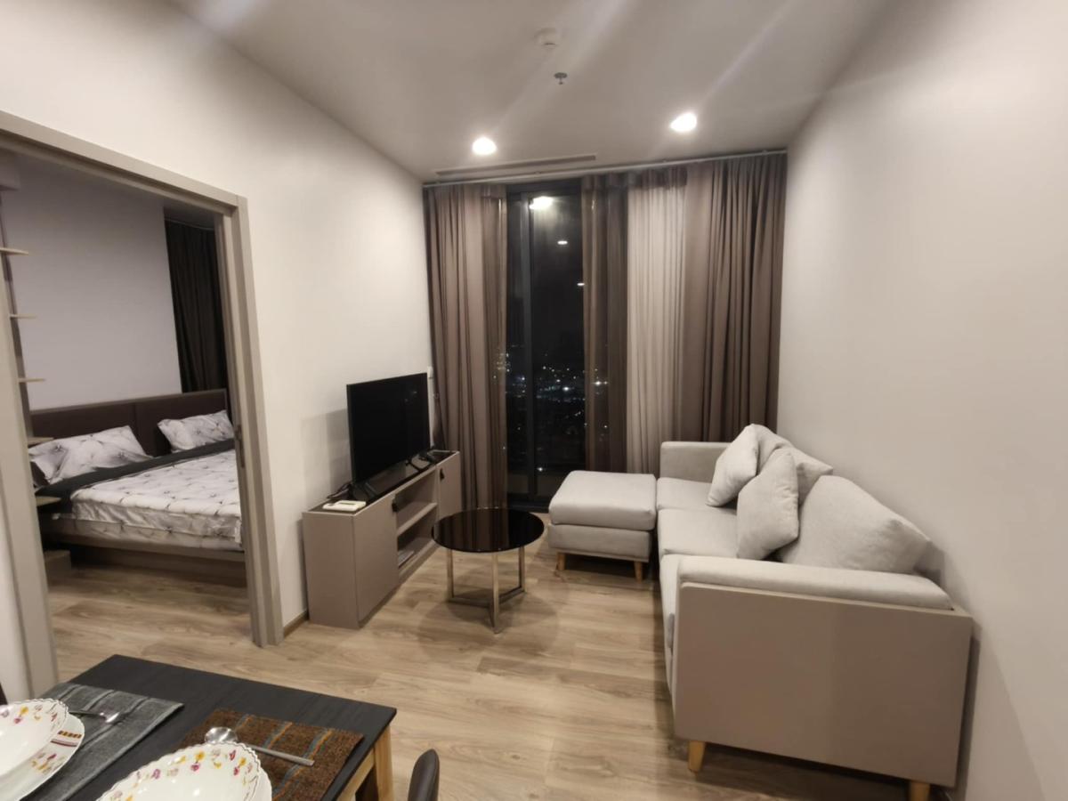Oka Haus Sukhumvit 36, 2 bed condo in Sukhumvit, Bangkok — photo 2
