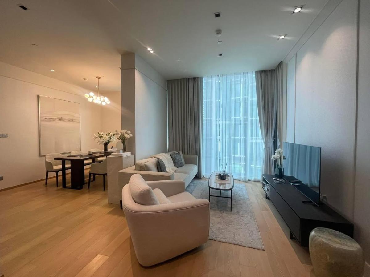 28 Chidlom, 2 bed condo in Wireless, Bangkok — photo 2