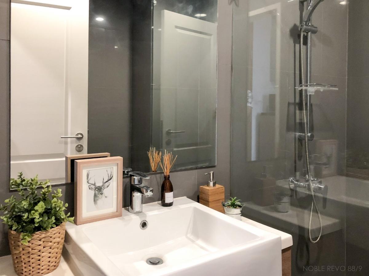 Noble Revo Silom, 1 bed condo in Sathon, Bangkok — photo 9