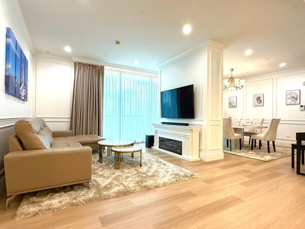 Augustin Sukhumvit 22, 3 bed condo in Sukhumvit, Bangkok — photo 2