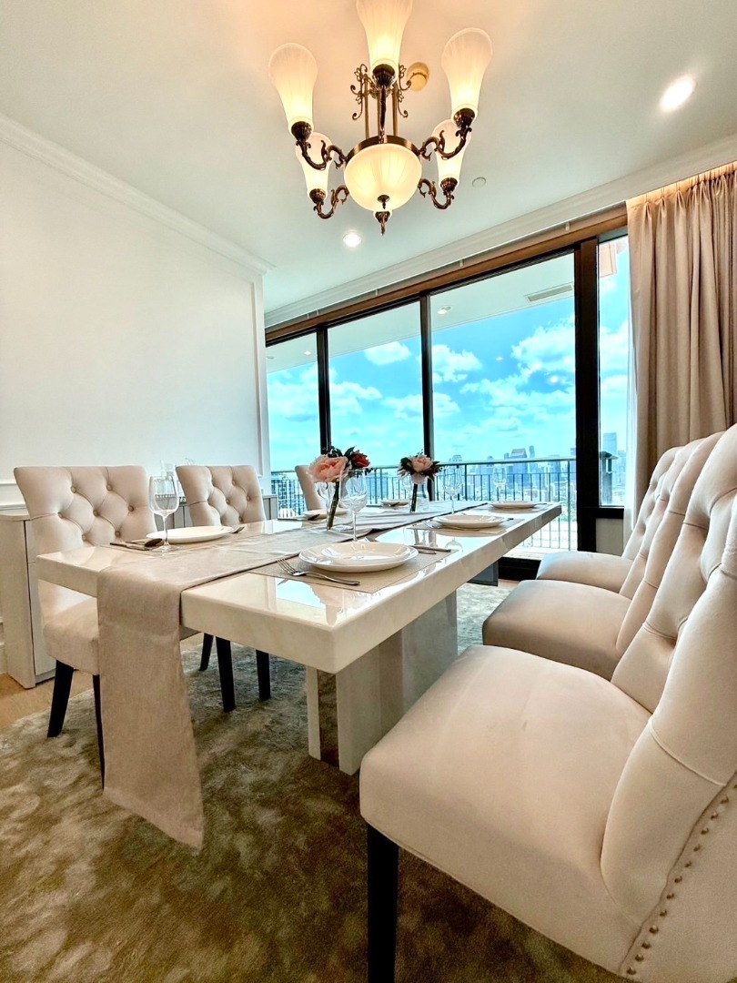 Augustin Sukhumvit 22, 3 bed condo in Sukhumvit, Bangkok — photo 3