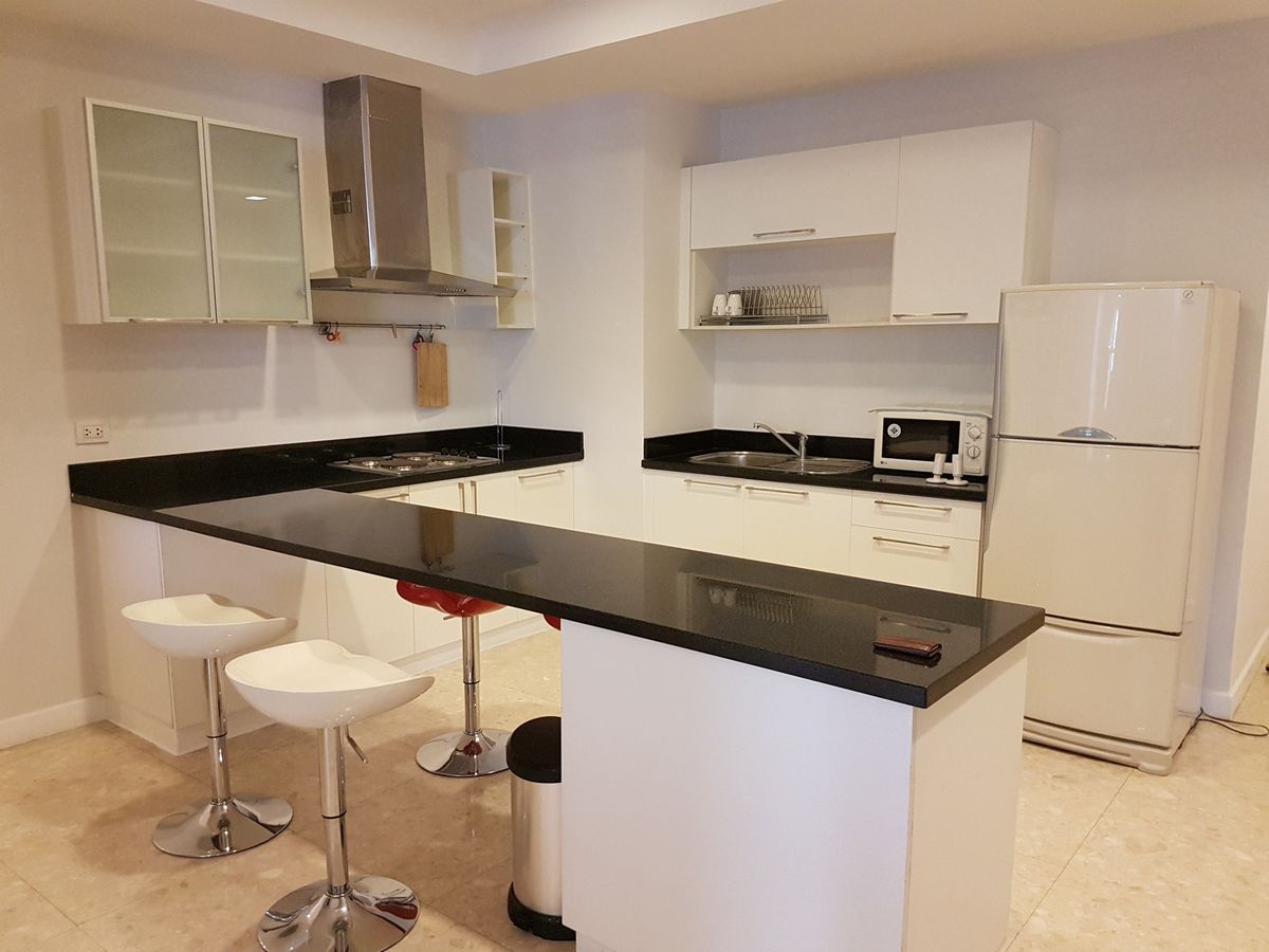 Nusasiri Grand, 2 bed condo in Sukhumvit, Bangkok — photo 2
