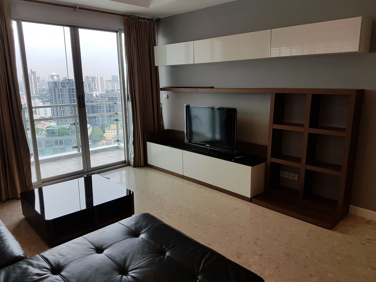 Nusasiri Grand, 2 bed condo in Sukhumvit, Bangkok — photo 6