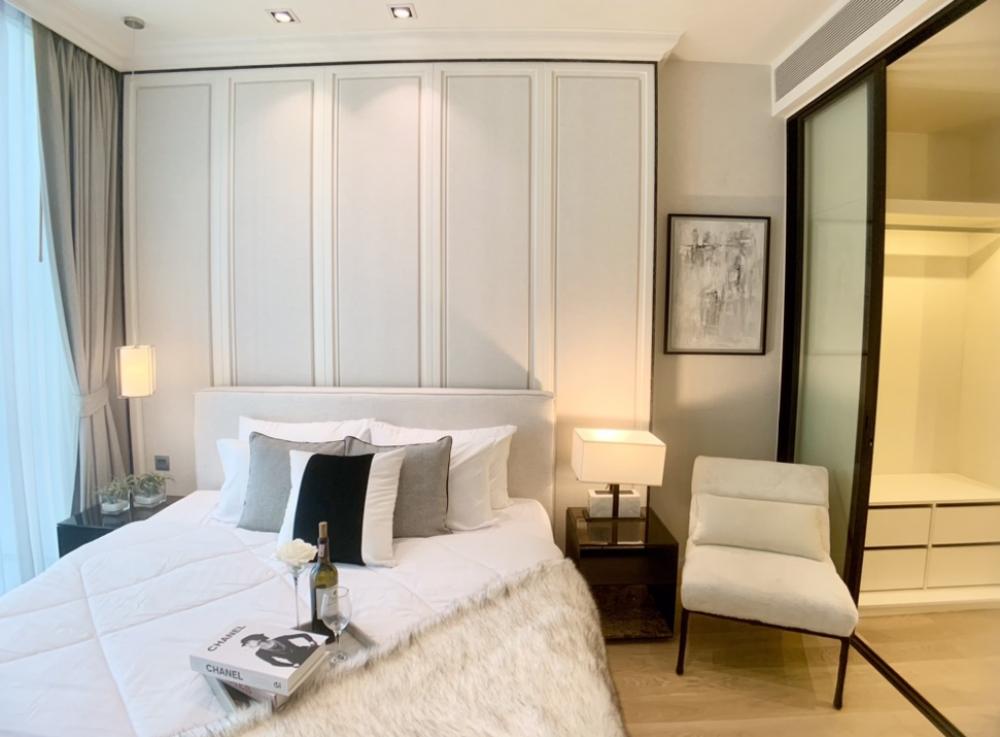 28 Chidlom, 2 bed condo in Wireless, Bangkok — photo 2