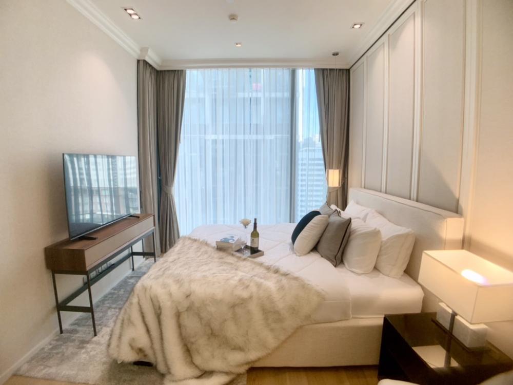 28 Chidlom, 2 bed condo in Wireless, Bangkok — photo 3
