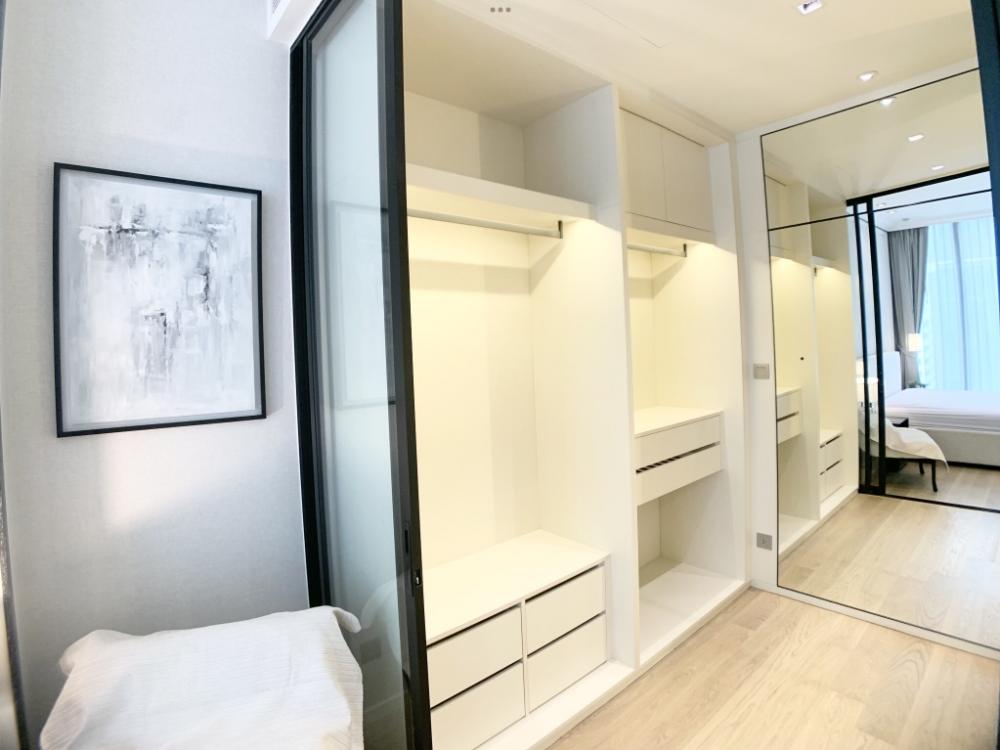 28 Chidlom, 2 bed condo in Wireless, Bangkok — photo 4