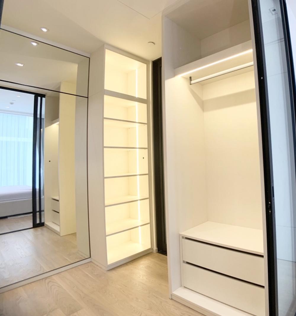 28 Chidlom, 2 bed condo in Wireless, Bangkok — photo 5