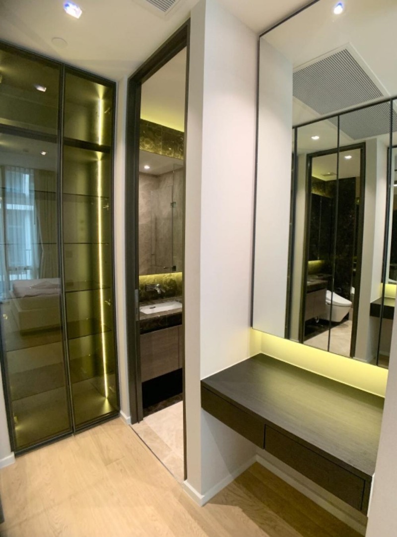 28 Chidlom, 2 bed condo in Wireless, Bangkok — photo 9